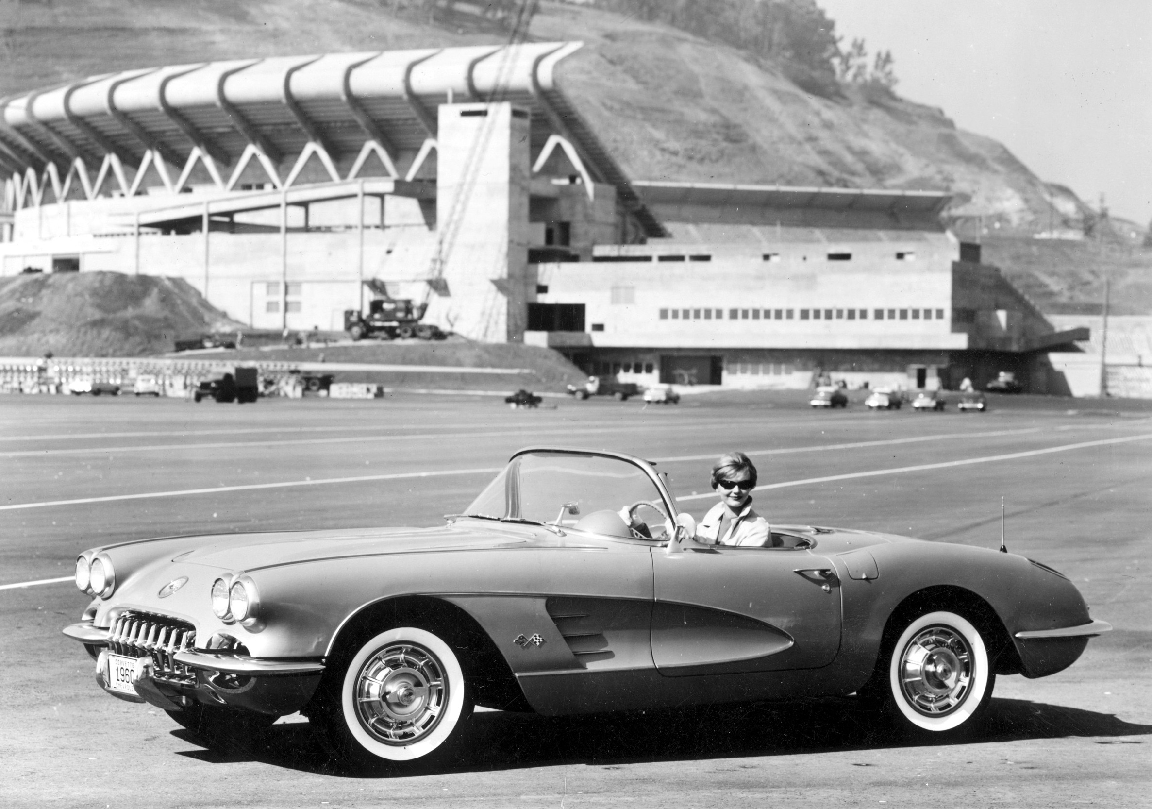 1960 vette with woman